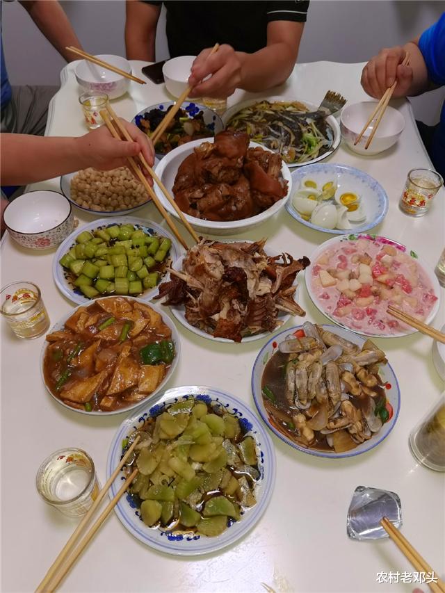 食材|放假带孩子回娘家避暑，老妈下厨做一桌菜，饭后吵着要多住几天！