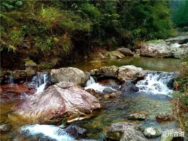 温州@温州铁坑古道，一条横亘于永嘉青田深峡的水瀑古道