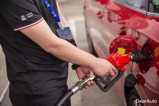 驾驶|百公里油耗低至2.98L，节油赛的成绩到底有没参考意义？