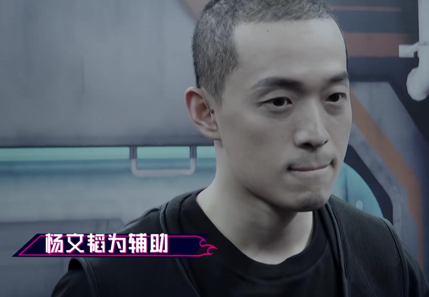 王一博|《街舞3》王一博分组失误，却杀伐决断，借机解决两个队内隐患