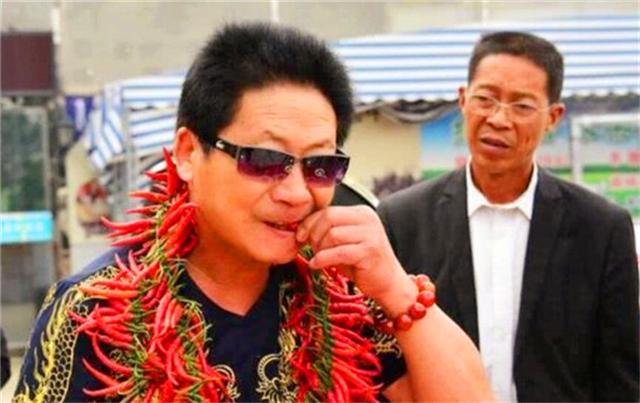 螺蛳粉|那个不听医生劝阻,每天吃5斤辣椒配白酒的李永志,现状如何?