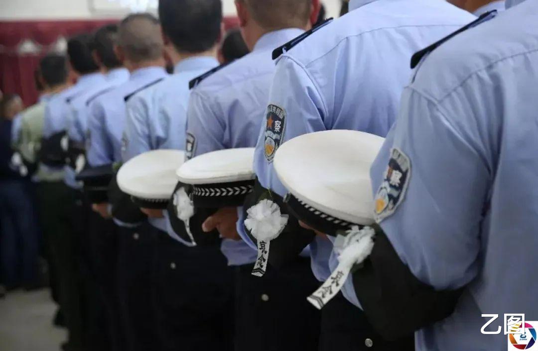 桂林|和人吃饭起纠纷，民警处置遇刺牺牲，罪犯被押赴现场执行死刑