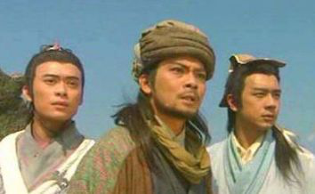 联华超市|“超市一哥”跌落神坛：亏损5年，一年关店超百家，减员3000人！