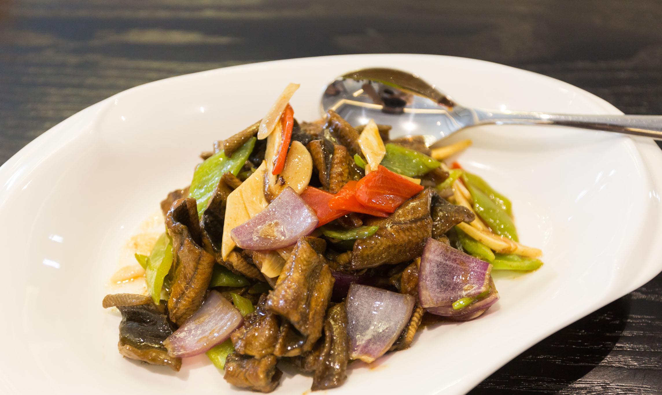 「」5种食物，请把它拉入“黑名单”，堪称寄生虫的“老巢”，别贪吃