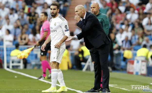 皇家马德里▲拉响警报！皇马3-1取胜后却惨遭重创，巴萨三连冠的机会来了
