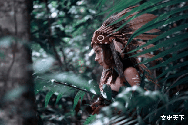 亚马孙热带雨林|亚马逊雨林的锯鱼有多可怕?2小时吃光一头牛,只一种动物不怕它