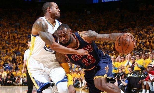 勒布朗·詹姆斯|3分，2分，3次力压詹姆斯夺冠！但抱歉，你已不是当年FMVP