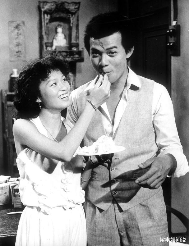 黄日华：黄日华与爱妻同甘共苦40年，不舍爱妻离去悲痛落泪，曾为其隐退