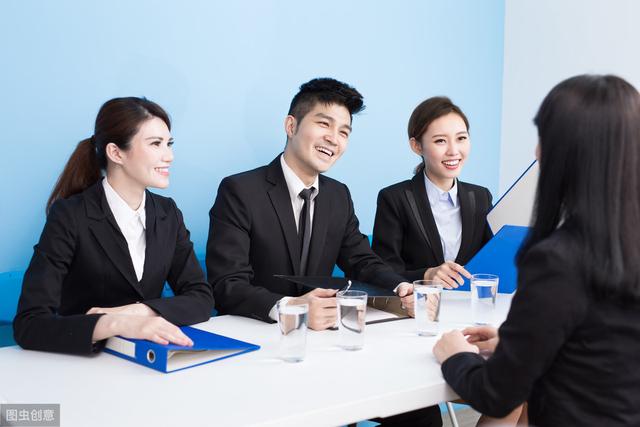 「面试」刚入职就离职！面试谈好工资12000，入职变7200，HR还说符合规定！