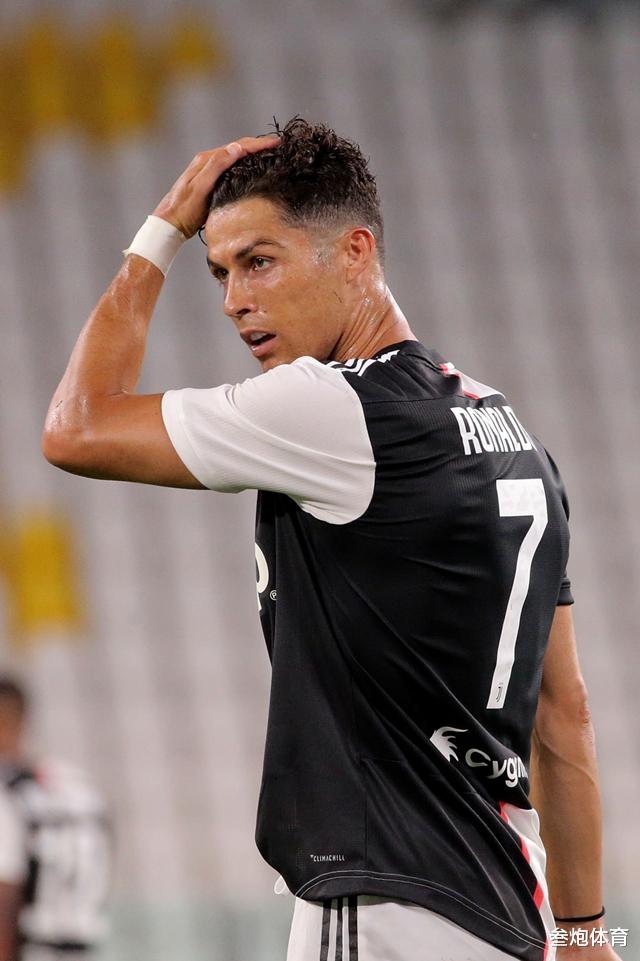 C罗|734球，比肩罗马里奥，历史第2！C罗仅需1个赛季便可超贝利