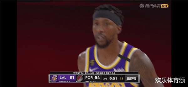 湖人队|安东尼越打越疯！波普防不住，库兹马更防不住，幸好湖人还有他