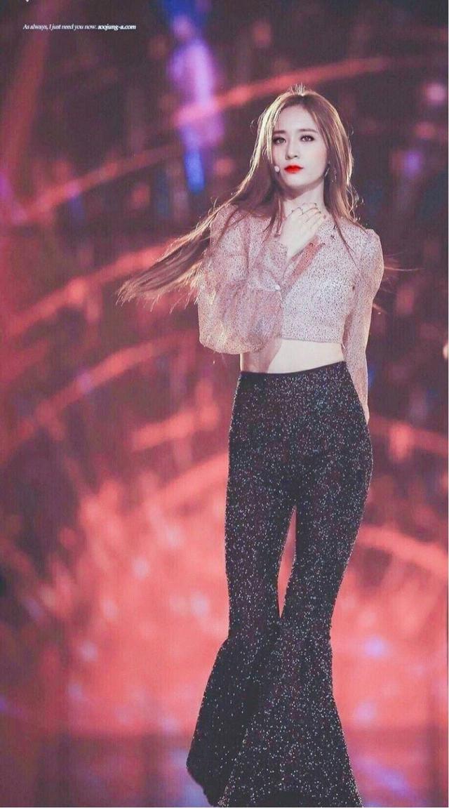 sm|SM旗下的“四大冰山”,各个神颜还有贵族气质,可惜现只剩一人