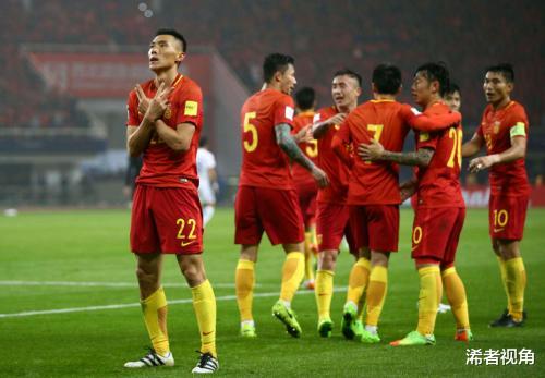 「中国足球」中国足球传来重磅好消息！头号归化巨星官宣彻底伤愈，世界杯稳了