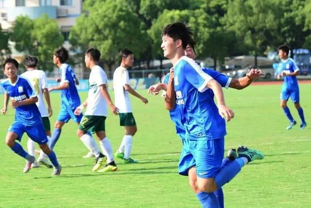 『上海申花』登场6分钟就破门!申花19岁红星费尔南多横空出世,他是武磊小师弟