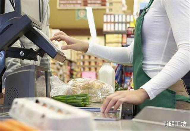 人民币■日本人的钱叫“日元”，人民币在国外被叫什么？说出来别不信