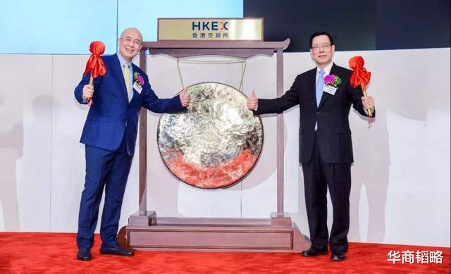 『药明康德』他北大毕业入美籍回国上市身价300亿，廉价用中国博士月薪仅万元