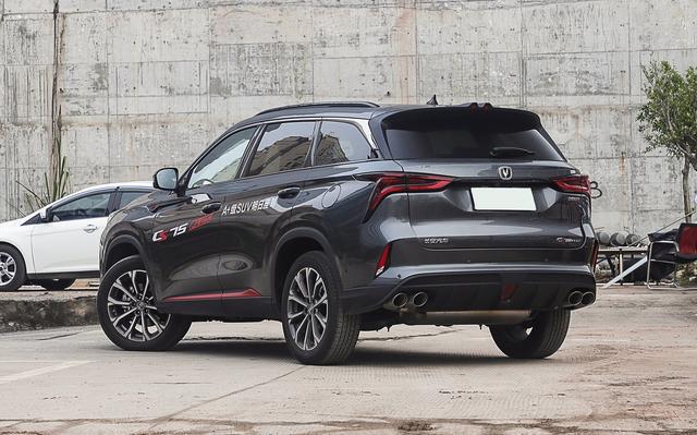 长安CS75|更适合年轻人的CS75，与哈弗H6争销冠，长安是最大赢家？