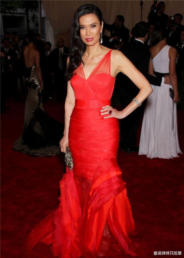 邓文迪|3次婚姻丈夫皆富豪，51岁富婆邓文迪现状曝光，模样大变疑整容？