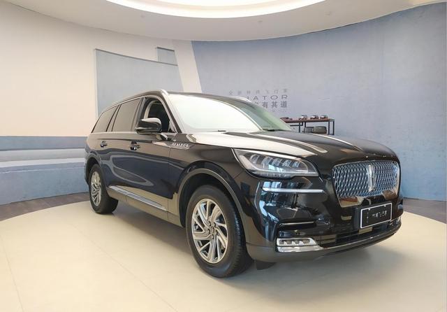 奔驰GLE|探店林肯飞行家:意向客户对比过GLE、X5,成交价超60万