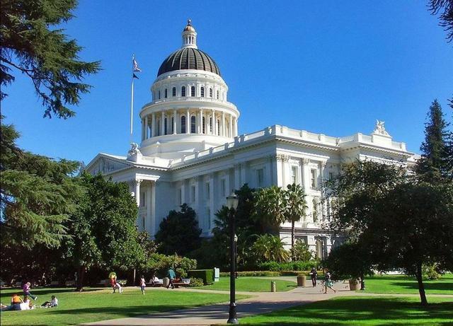 [美国]消息确凿！美国的28所世界名校拒绝录取大陆的学生，斯坦福回应！