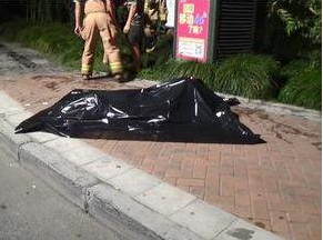 主持人|2015年，知名女主持人在河边“方便”，不料失足落水，当场身亡