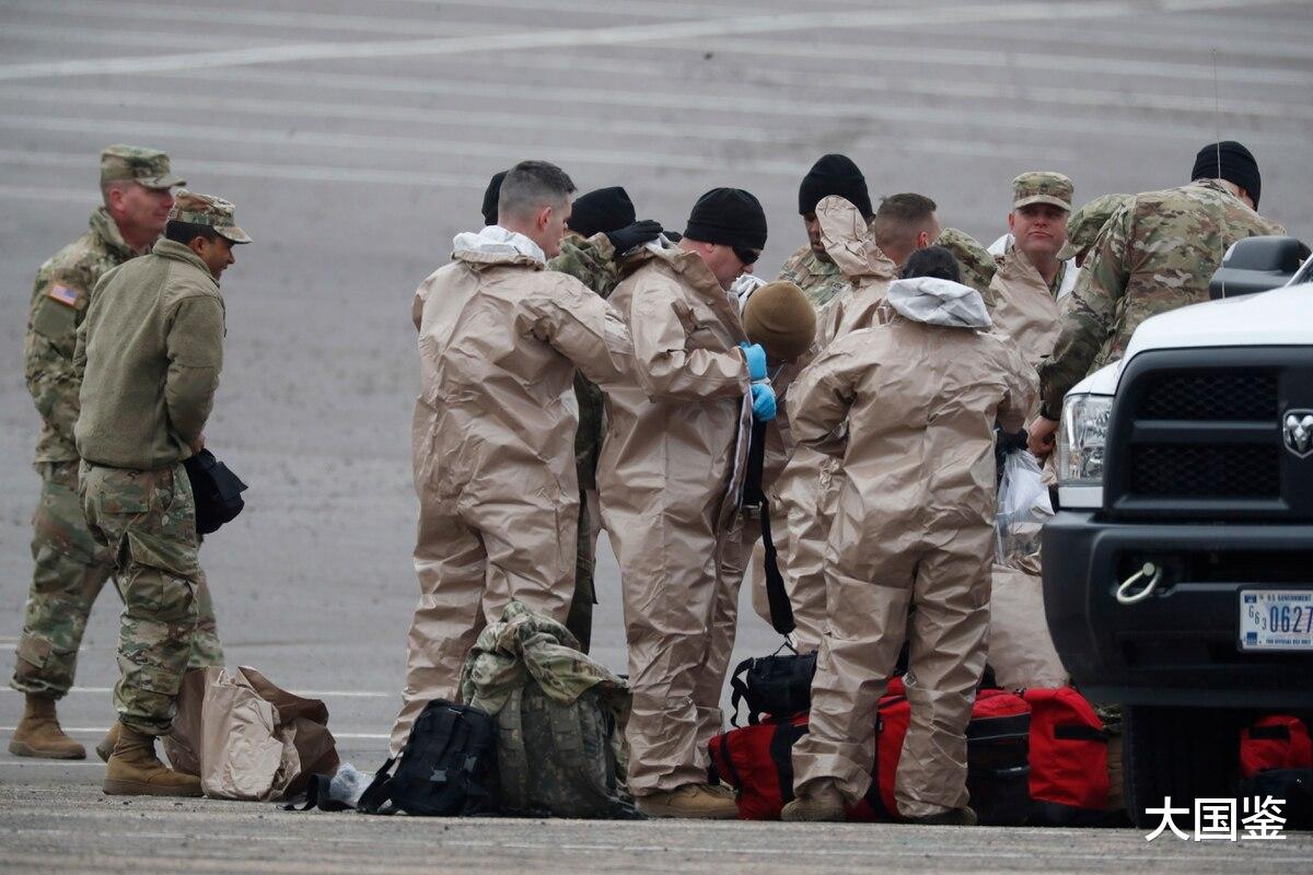 美军▲驻日韩美军陷入停摆，两架轰炸机飞越日本海，美：这是最新警告