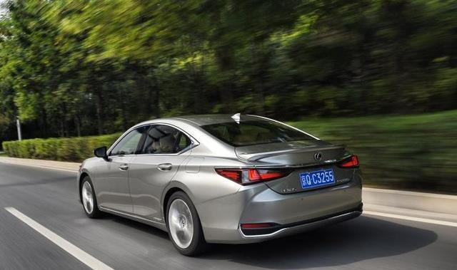 大众汽车：“不懂车的选丰田，半懂车的选大众”，真正懂车的绕不开这三台！