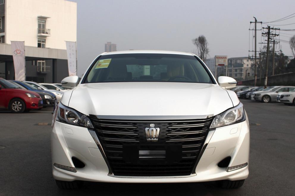 『丰田皇冠』28万提辆丰田皇冠，驾驶1620公里后，车主表示有话要说