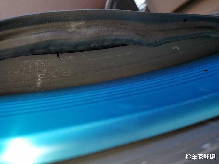 二手车|宝马740车主无语，才开一年贬值20万，普通擦挂竟给切了门槛梁