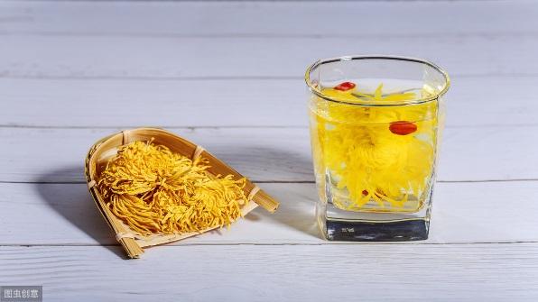 「肝脏」肝癌多是“拖”出来的，无论男女，出现5个异常，尽早检查肝功能