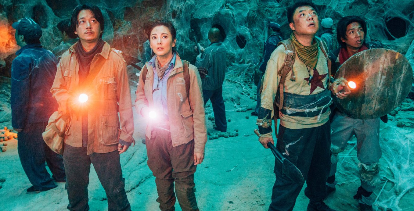 云南虫谷@《云南虫谷》先导片,潘粤明穿上雨衣像换了个人,瘦了更帅!