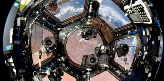 【美国】中国科技再传捷报!美国已无力压制中国,九天之上龙翱翔!