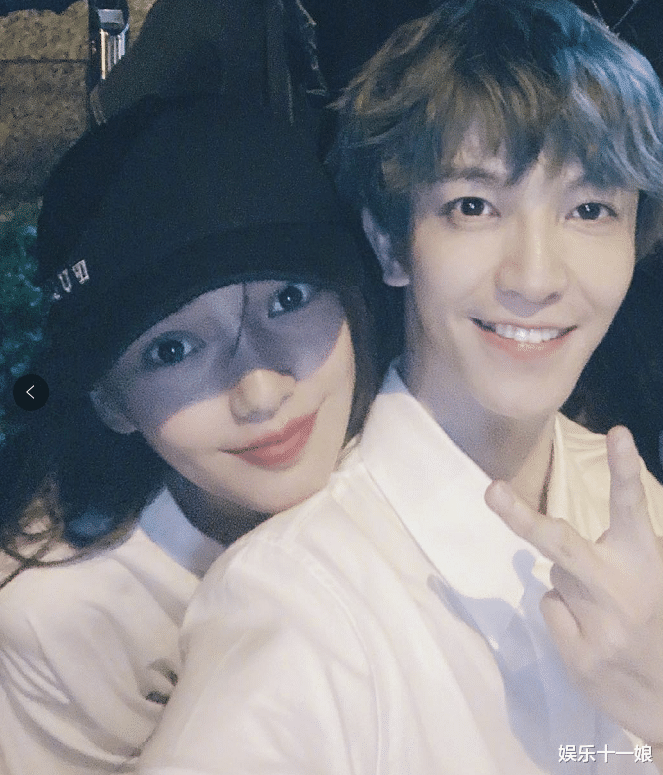 Angelababy|刚曝和黄晓明婚变，杨颖和男性玩到深夜？亲密合影流出：打扰了！