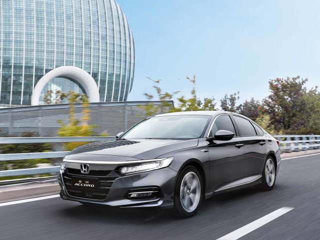 「买车」月薪和买车对照表，有多大能耐办多大事，别打肿脸充胖子