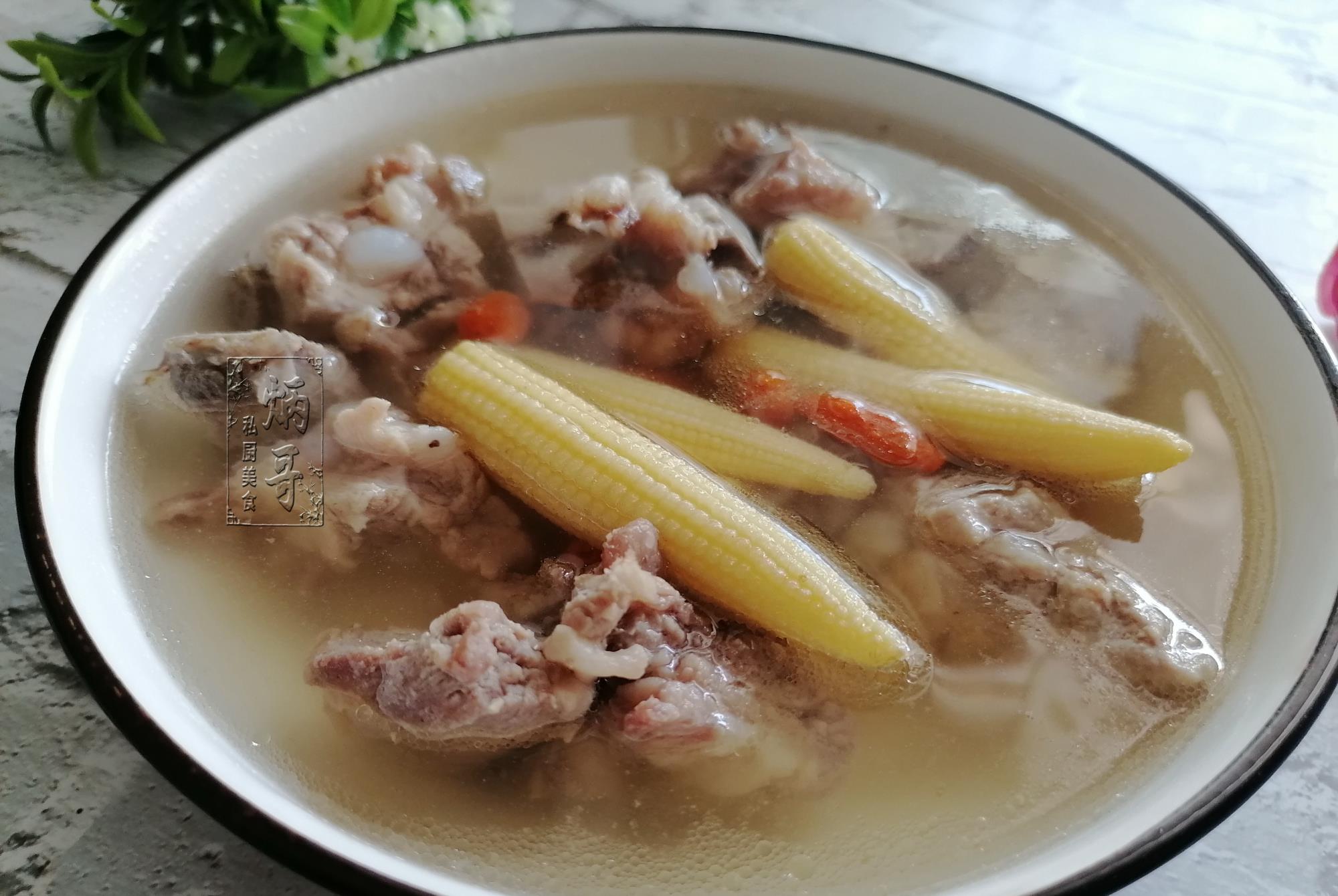 玉米|秋天遇到这菜，我一次买20斤，炖汤最鲜甜，季节太短再不吃就没了