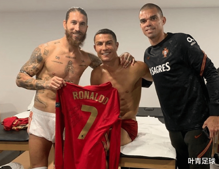 梅西|C罗水爷佩佩再相聚：1张合影=1426场+51冠！皇马永恒传奇