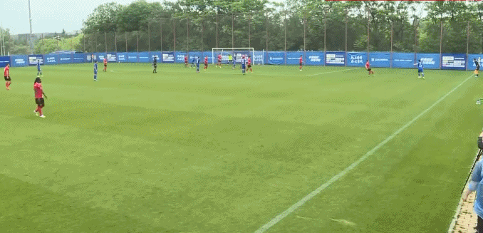 『国际米兰』苏宁全华班2比1逆转中甲新军，U23新星绝杀，马宁担任主裁判