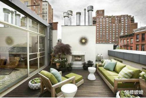 |?有钱人阳台都不铺瓷砖了,他们都喜欢用这种设计,不得不感叹聪明