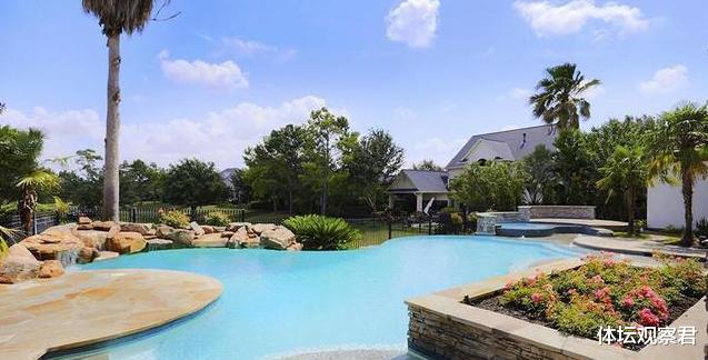 『詹姆斯·哈登』哈登休城1579平豪宅曝光!3层8卧7卫,网友直呼:唯独少篮球场