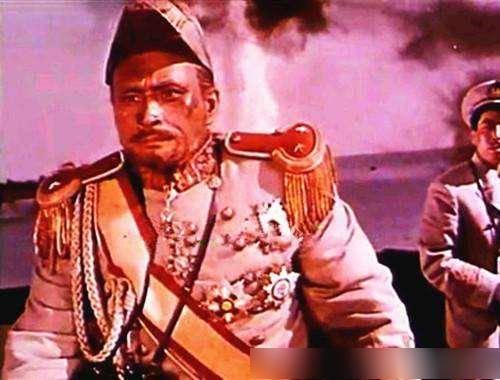 反派|演“反派”最成功的中国演员，出门被扔“臭鸡蛋”，儿子继承衣钵