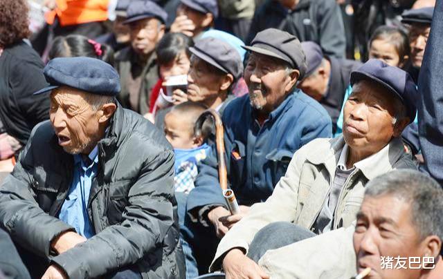 猪友巴巴|未来2月，农村迎来又一“烦心事”，户户逃不掉，农民：该咋办？