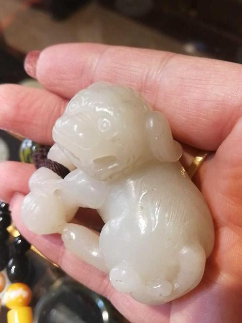 【】把和田玉盘到包浆是什么样子？很难吗？