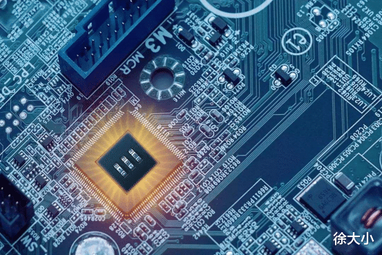 芯片|未来芯片将“一文不值”？荷兰人：因为中国已经开始研究半导体！