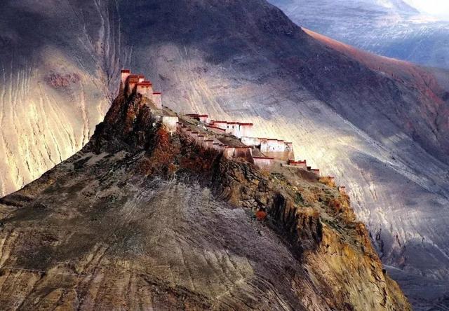 日喀则|日喀则，一个更接近天空的地方