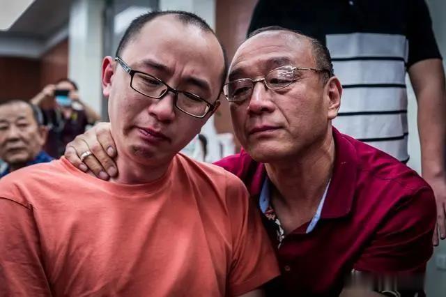 [龙虾]寻子32年，陕西这位母亲终于找到了丢失的儿子！