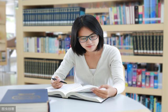 「法学」盘点公务员报考四大专业，这些人最容易被录取，各个单位都抢着要！