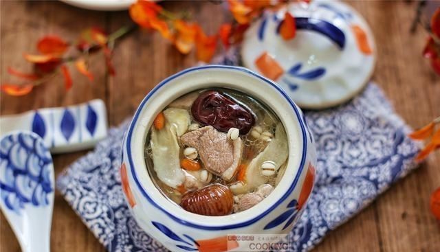 鸡汤|秋季喝汤,鸡汤鱼汤不如这汤,清润滋补,养胃驱寒,不懂吃可惜