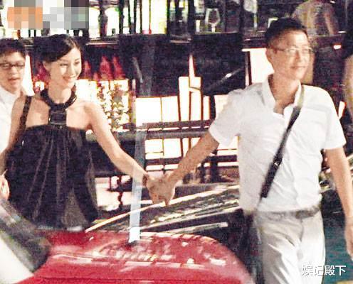 #李嘉欣#何鸿燊去世豪门争斗落幕，二房长女成赢家，但她撕李嘉欣时才叫狠