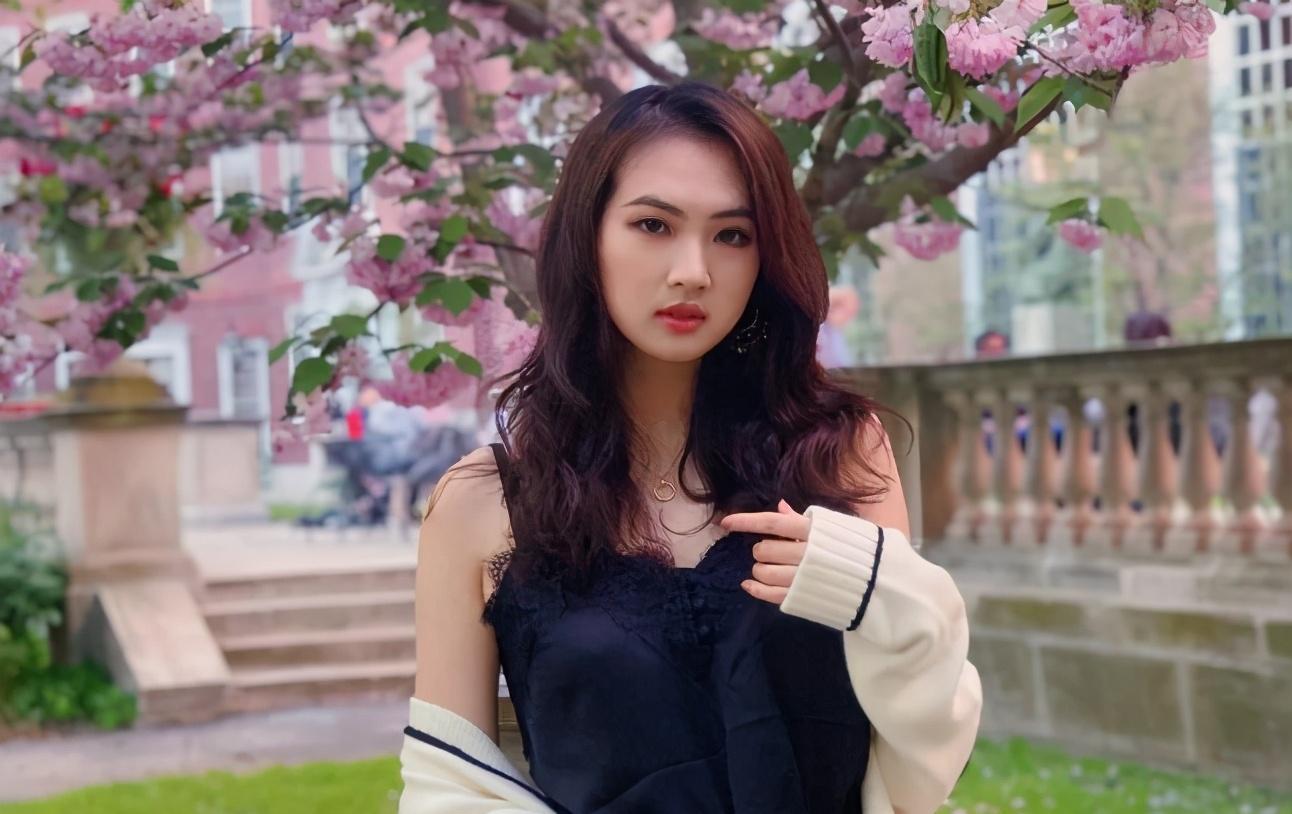 孟晚舟|为什么妹妹不去看孟晚舟，任正非两个女儿关系怎样？用四个字回答