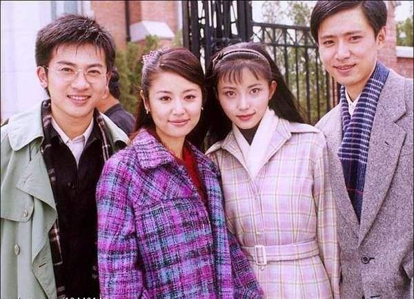 依萍@情深深雨蒙蒙；如萍和方瑜同样洗床单；却洗出“两种”心机！